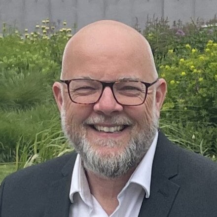 Simon Banks Crop 